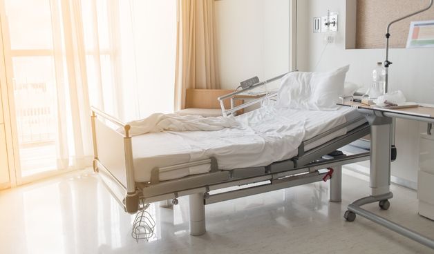 The Ultimate Guide to Choosing Hospital Beds